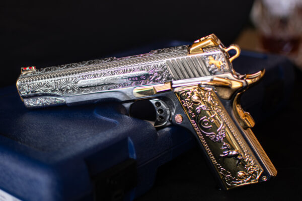 Colt 1911 government 45 ACP - Image 3