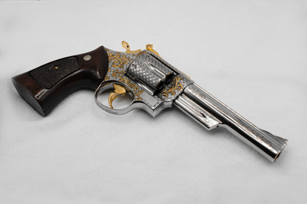 Smith and Wesson. 66  3.57 magnum - Image 5