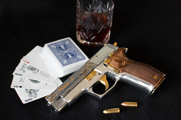 Sig Sauer  40 S&W. - Image 2