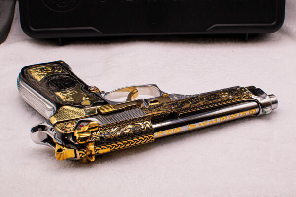 Beretta 92 FS. 9mm. Trump - Image 6