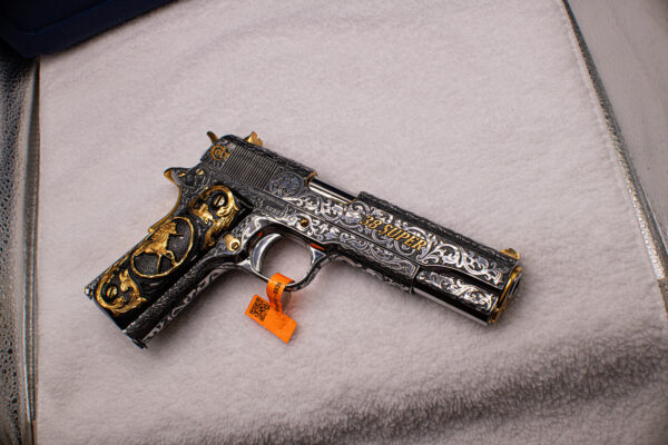 Colt 1911 government 38 super. - Image 3