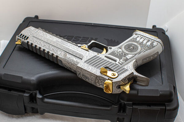 Desert Eagle 50AE - Image 13