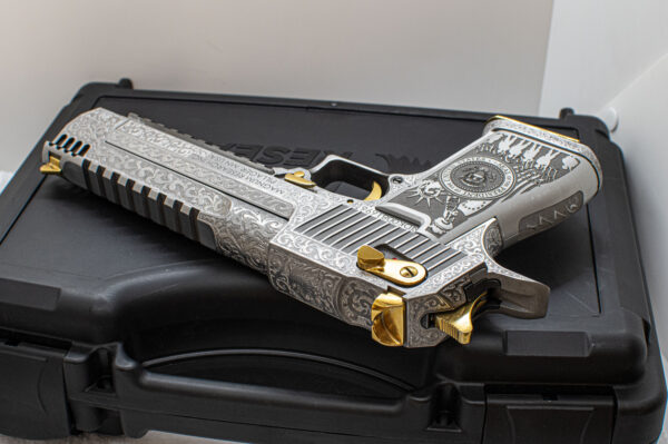 Desert Eagle 50AE - Image 12