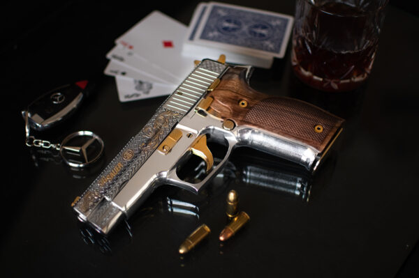 Sig Sauer  40 S&W. - Image 4