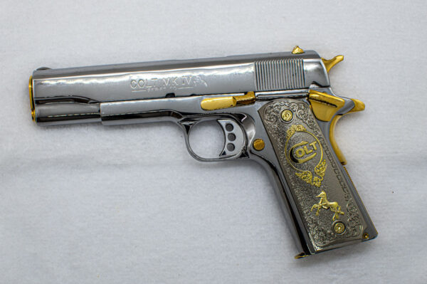 Colt 1911  45 ACP.