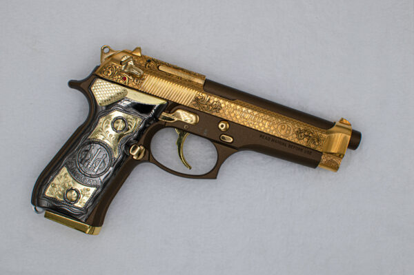 Beretta 92 FS. 9mm. - Image 2