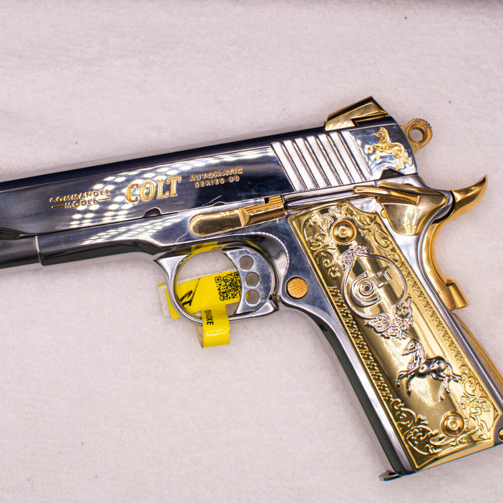 Colt combat commander 45 ACP