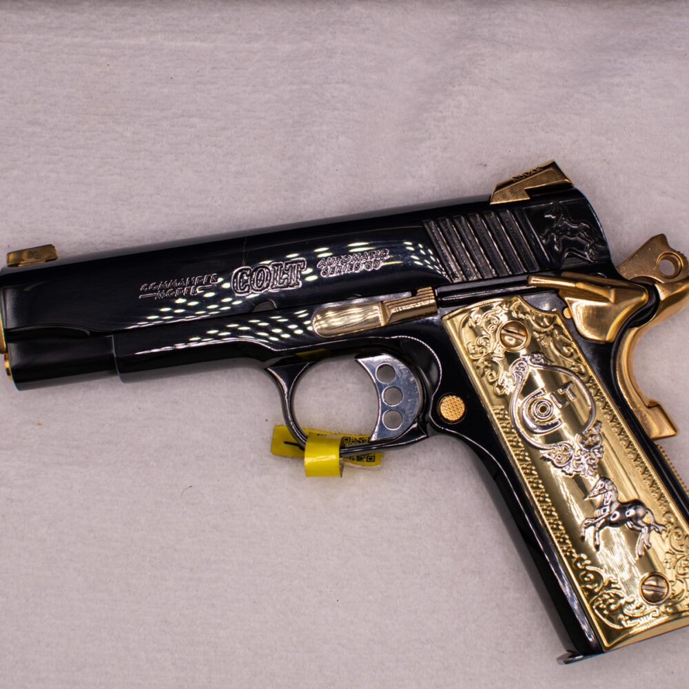 Colt combat commander 45 ACP